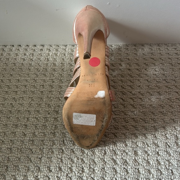 Brain Atwood rose gold heels with buckles - Picture 5 of 6